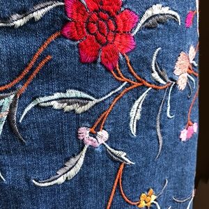 Women’s Embroidered Skirt